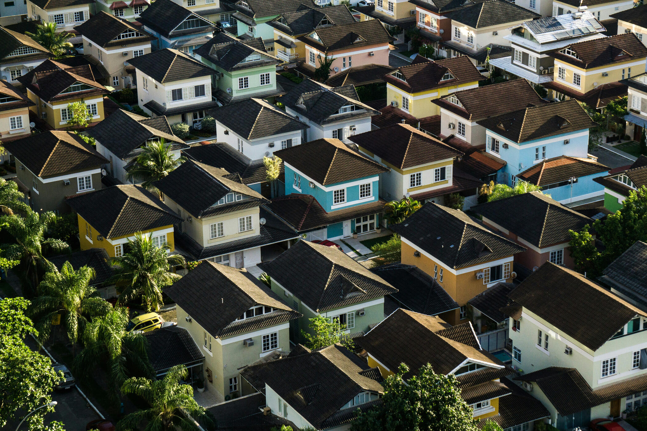 MortgageHunters.ca MortgageHunters.ca Premium Domain Available For Sale or Lease